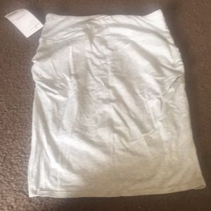 Athleta grey kickback skirt.